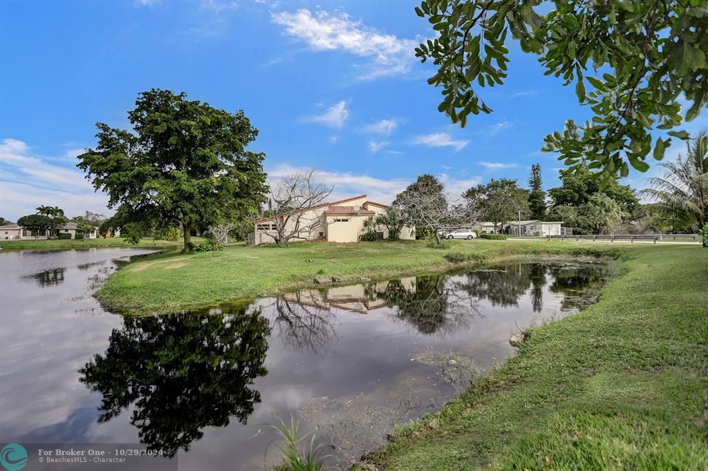 For Sale: $579,000 (3 beds, 2 baths, 1621 Square Feet)