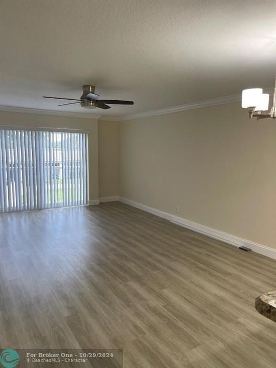 For Rent: $2,500 (2 beds, 2 baths, 1280 Square Feet)