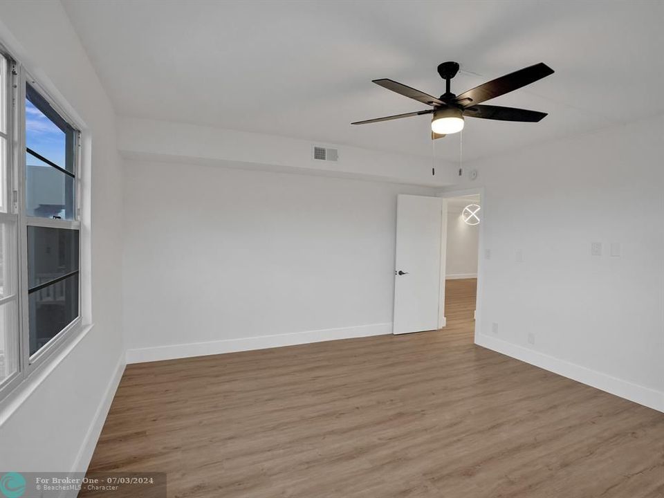 For Rent: $2,500 (2 beds, 2 baths, 1483 Square Feet)