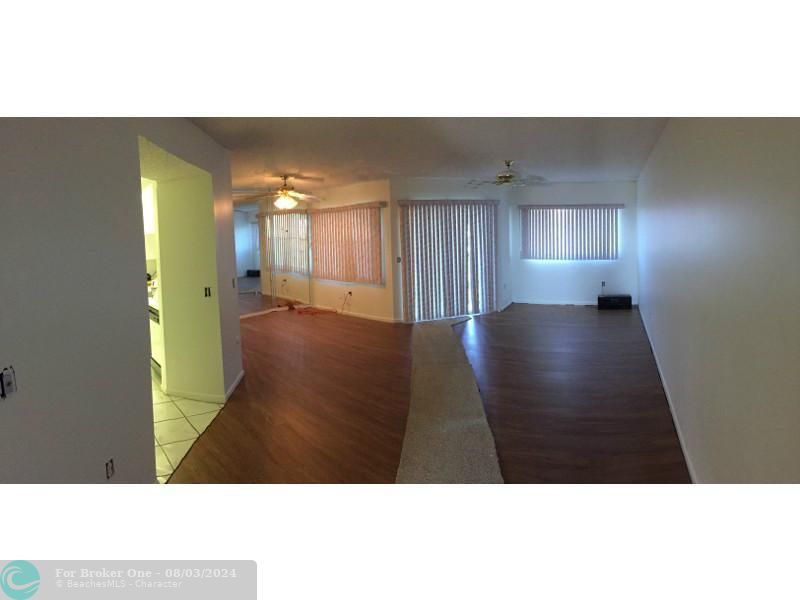 Recently Rented: $1,600 (1 beds, 1 baths, 940 Square Feet)