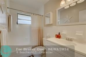 For Rent: $2,800 (2 beds, 2 baths, 853 Square Feet)