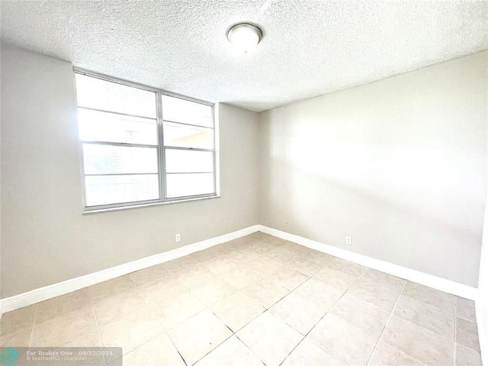 For Sale: $118,000 (2 beds, 2 baths, 960 Square Feet)