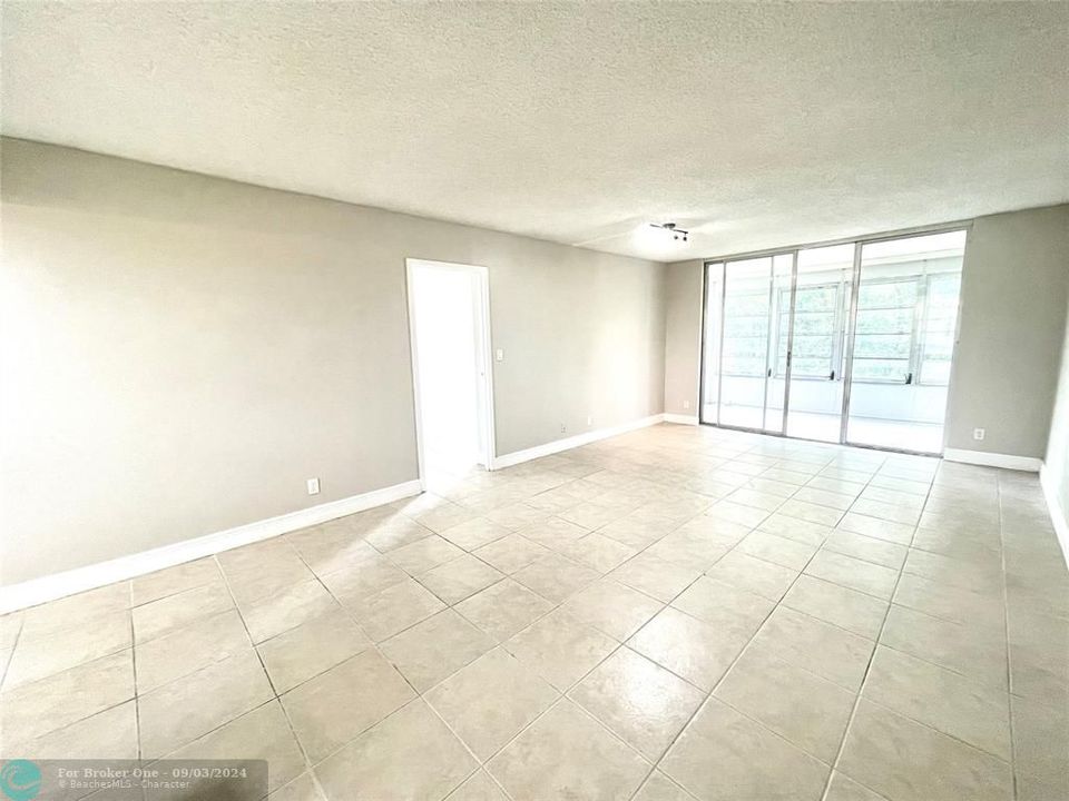 Recently Sold: $118,000 (2 beds, 2 baths, 960 Square Feet)