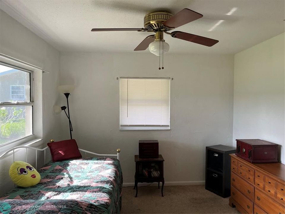 For Sale: $339,900 (3 beds, 2 baths, 1673 Square Feet)