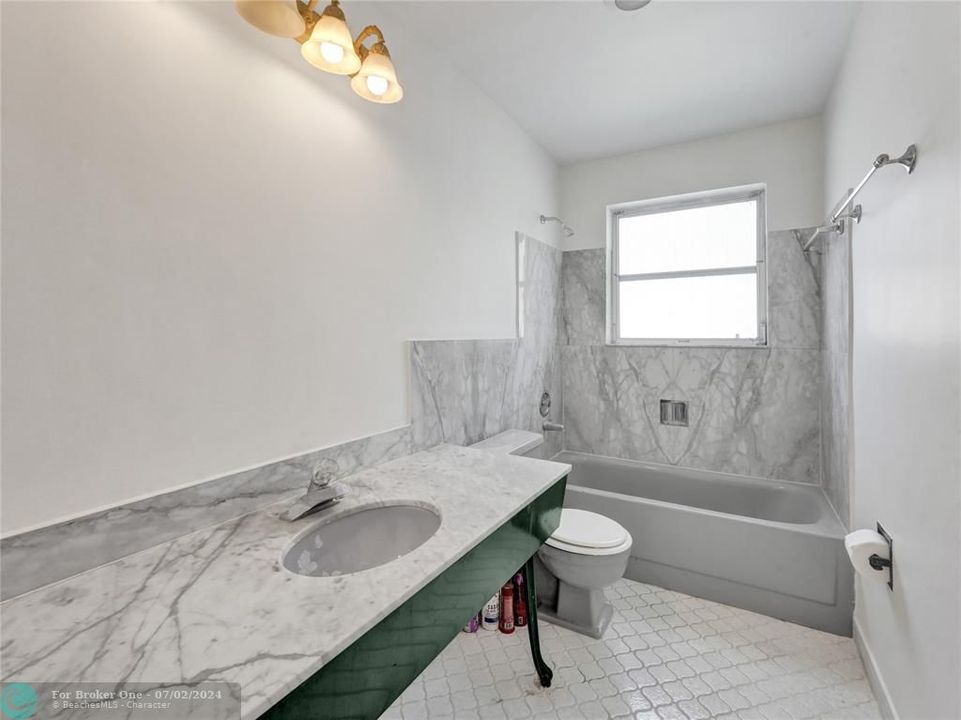 For Sale: $675,000 (2 beds, 2 baths, 1451 Square Feet)