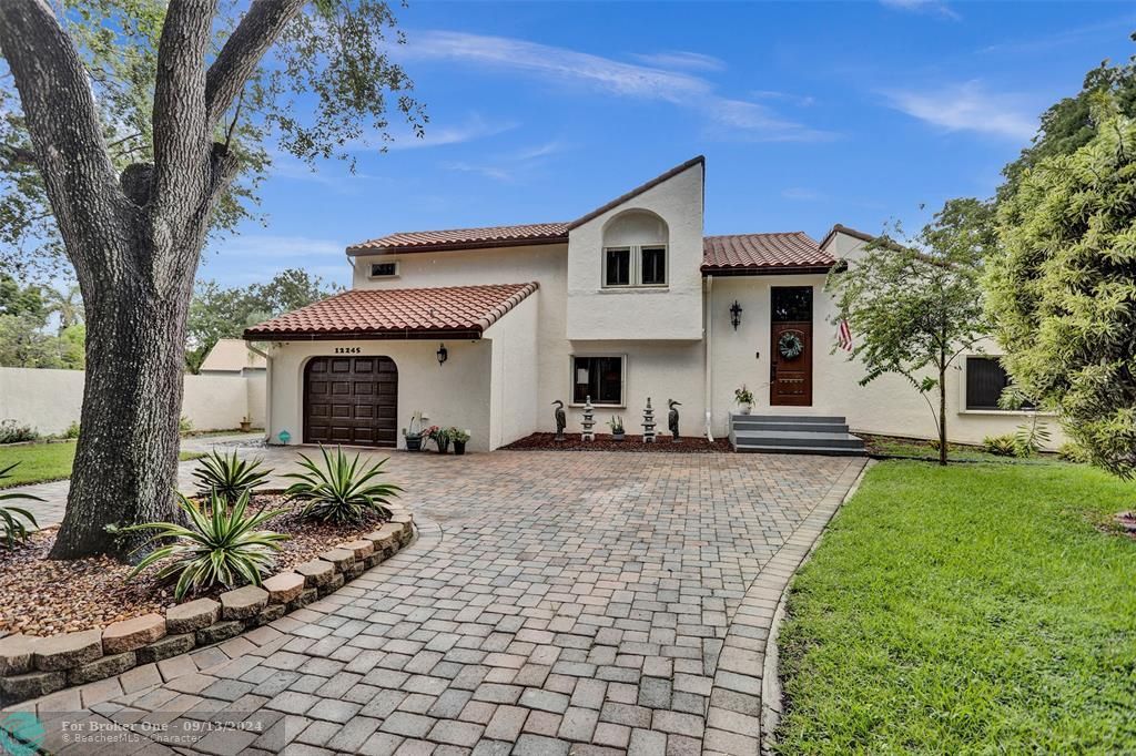 Active With Contract: $699,000 (3 beds, 2 baths, 1960 Square Feet)