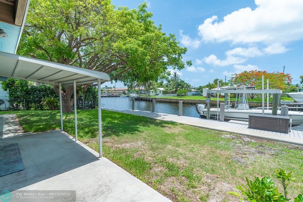 For Sale: $1,199,000 (3 beds, 2 baths, 1832 Square Feet)