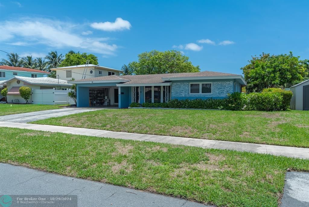 For Sale: $1,199,000 (3 beds, 2 baths, 1832 Square Feet)