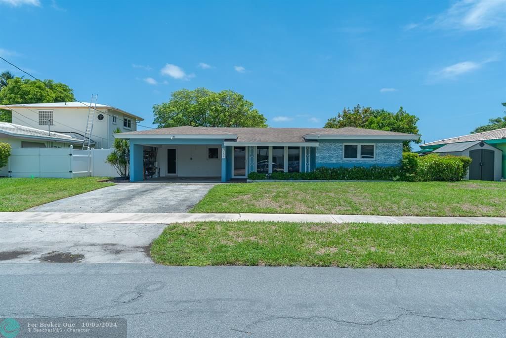 For Sale: $1,199,000 (3 beds, 2 baths, 1832 Square Feet)