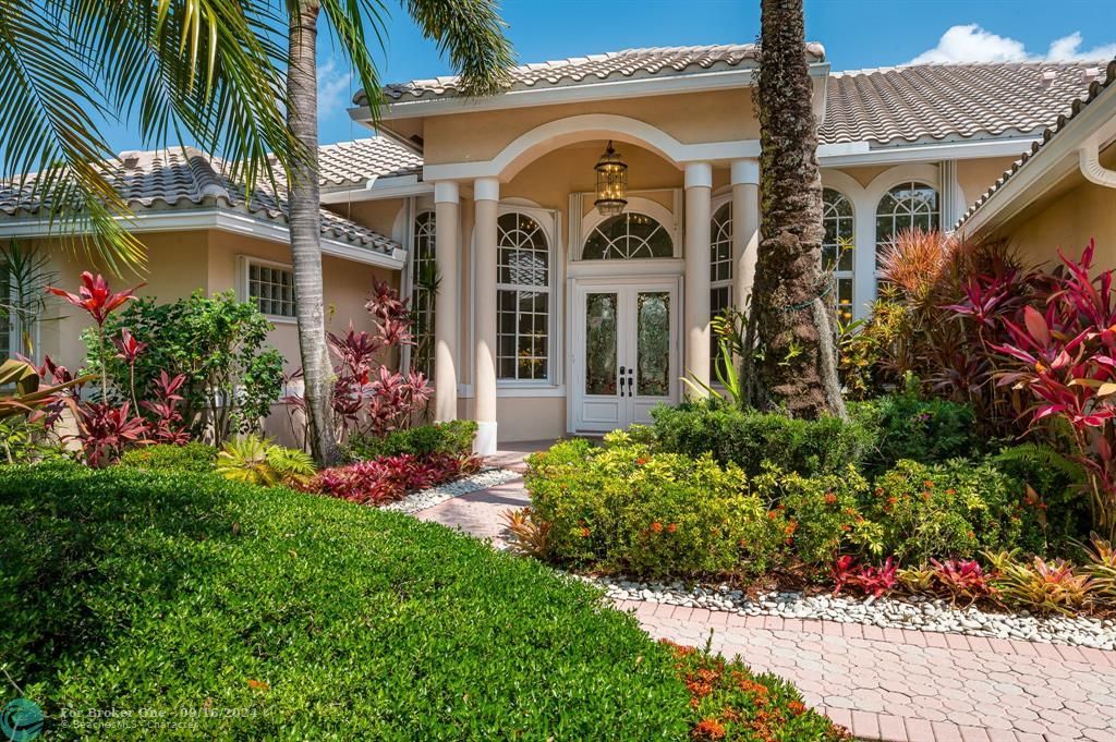 For Sale: $1,850,000 (5 beds, 4 baths, 3796 Square Feet)