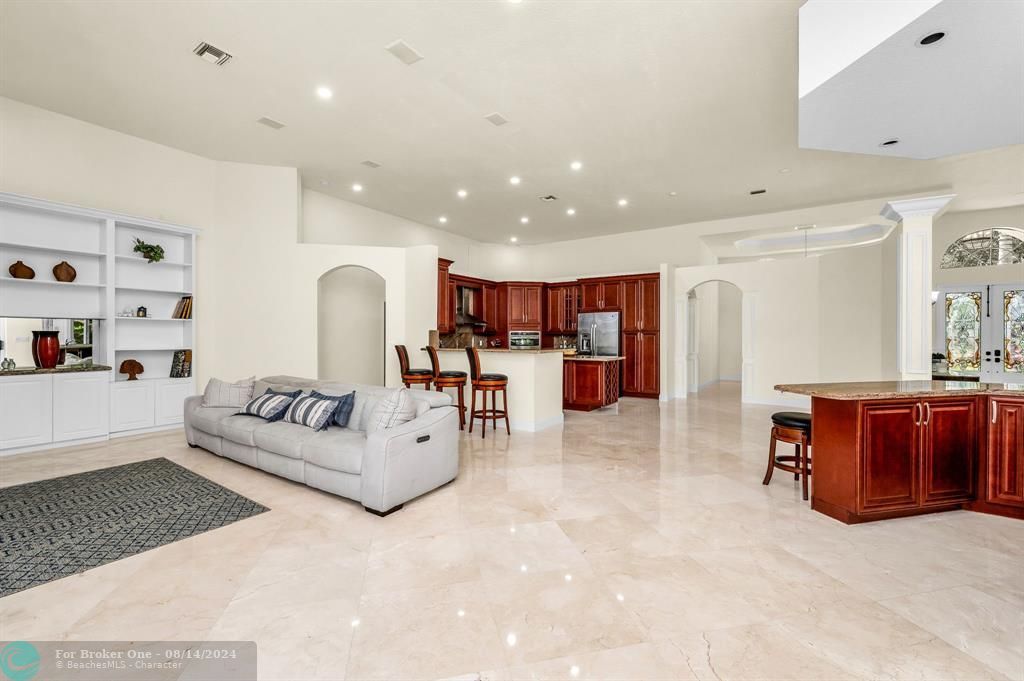 For Sale: $1,850,000 (5 beds, 4 baths, 3796 Square Feet)