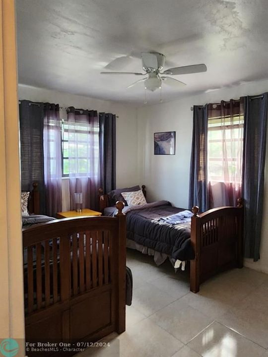 For Rent: $3,500 (3 beds, 2 baths, 1820 Square Feet)