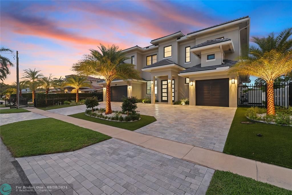 For Sale: $6,285,000 (5 beds, 5 baths, 5012 Square Feet)