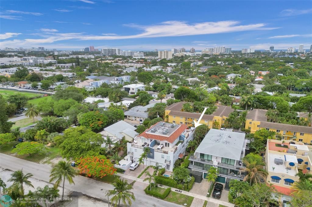 For Sale: $1,250,000 (3 beds, 3 baths, 2456 Square Feet)