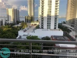 For Rent: $2,500 (1 beds, 1 baths, 678 Square Feet)