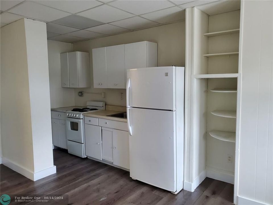 For Rent: $1,695 (1 beds, 1 baths, 0 Square Feet)