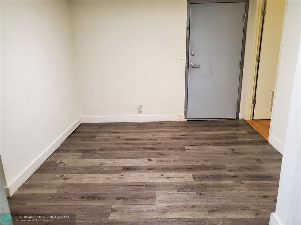 For Rent: $1,595 (1 beds, 1 baths, 0 Square Feet)