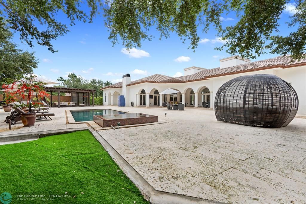 For Sale: $2,899,900 (4 beds, 4 baths, 4230 Square Feet)