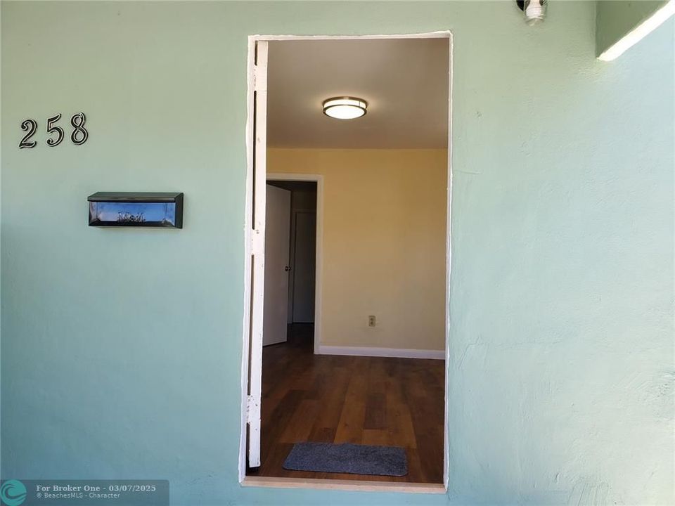 For Sale: $1,175 (2 beds, 1 baths, 0 Square Feet)