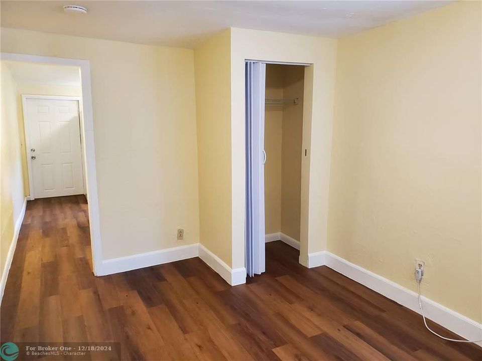 For Sale: $1,175 (2 beds, 1 baths, 0 Square Feet)