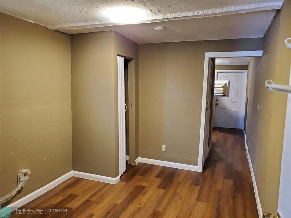 For Sale: $1,175 (2 beds, 1 baths, 0 Square Feet)