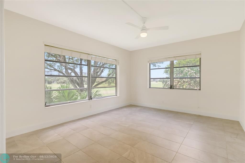 For Sale: $322,400 (3 beds, 2 baths, 1400 Square Feet)