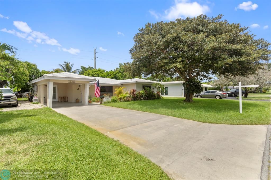 For Sale: $645,000 (3 beds, 2 baths, 1384 Square Feet)