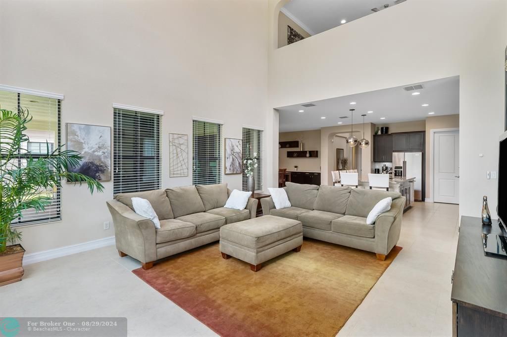 For Sale: $1,295,000 (5 beds, 5 baths, 3861 Square Feet)