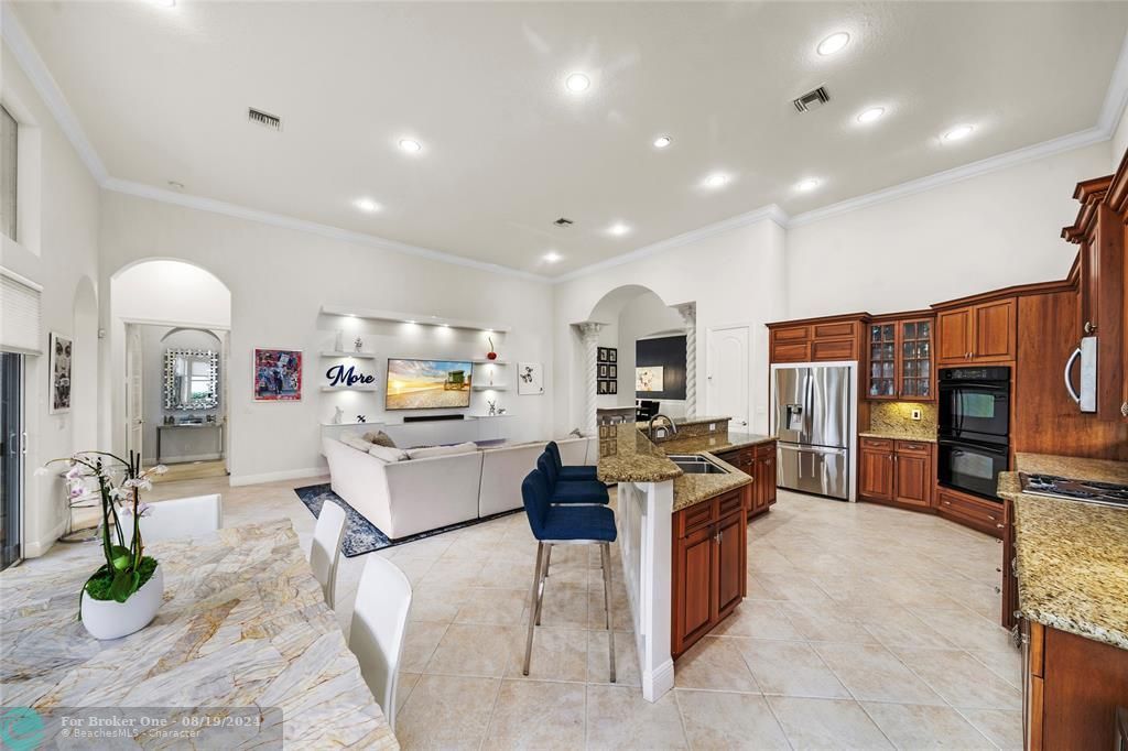 For Sale: $1,550,000 (4 beds, 4 baths, 4050 Square Feet)