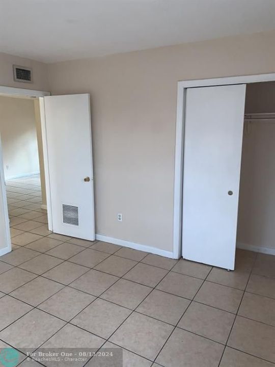 For Rent: $2,550 (2 beds, 1 baths, 634 Square Feet)