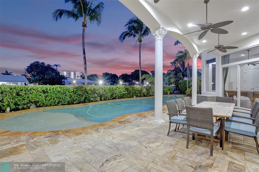 For Sale: $4,999,995 (7 beds, 6 baths, 5664 Square Feet)