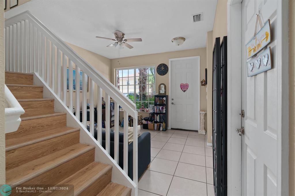 For Sale: $445,000 (3 beds, 2 baths, 1514 Square Feet)