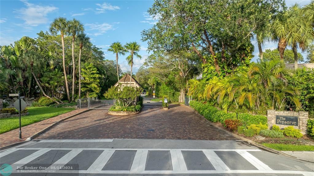 For Sale: $650,000 (4 beds, 2 baths, 1989 Square Feet)