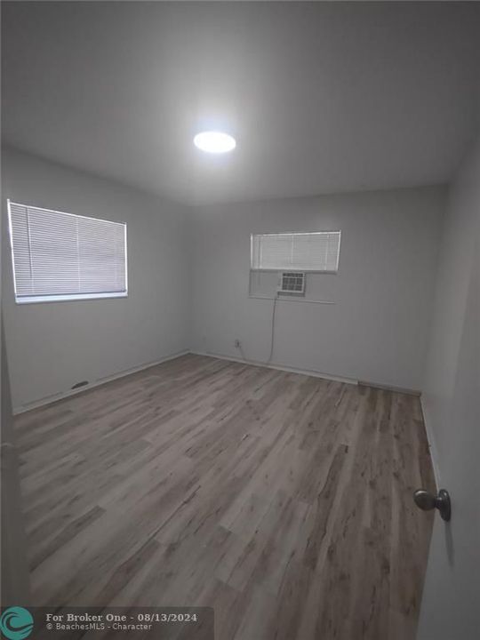 Vendido Recientemente: $220,000 (2 camas, 1 baños, 840 Pies cuadrados)