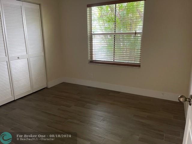 For Rent: $4,000 (3 beds, 2 baths, 1468 Square Feet)