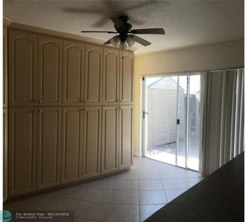 For Rent: $3,000 (3 beds, 2 baths, 1344 Square Feet)