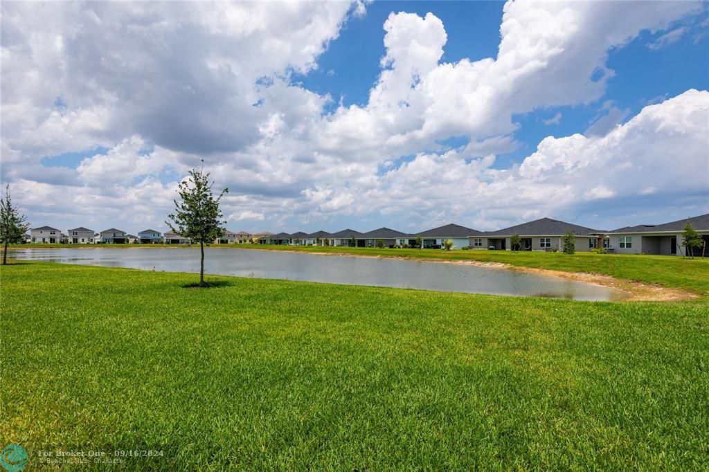 For Sale: $394,990 (3 beds, 2 baths, 1549 Square Feet)