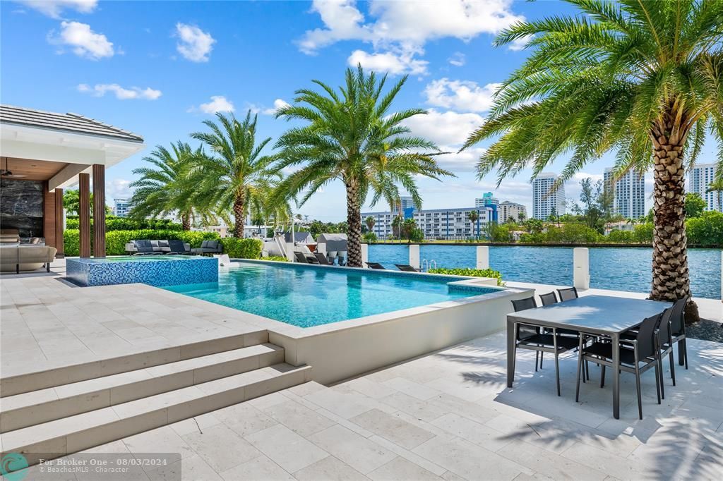 For Sale: $11,950,000 (4 beds, 5 baths, 5594 Square Feet)