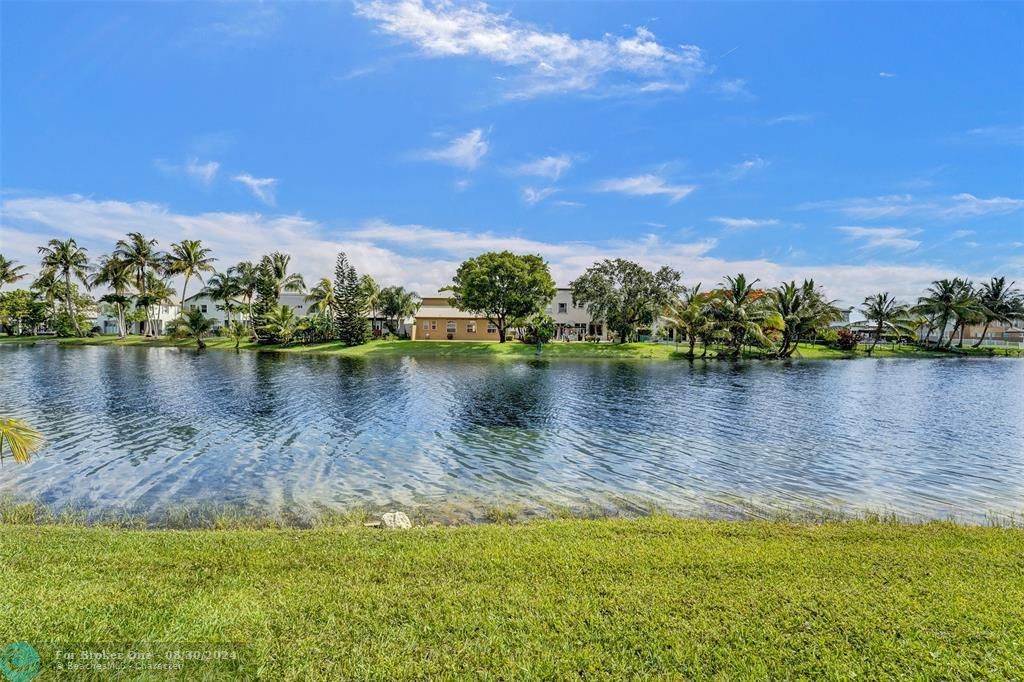 For Sale: $753,900 (3 beds, 2 baths, 1994 Square Feet)