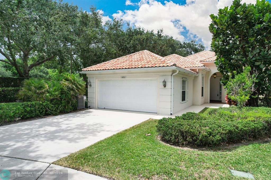 For Sale: $820,000 (3 beds, 3 baths, 2000 Square Feet)