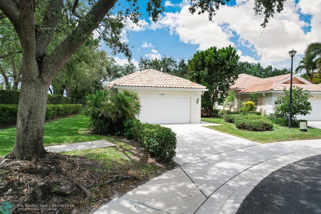 For Sale: $820,000 (3 beds, 3 baths, 2000 Square Feet)