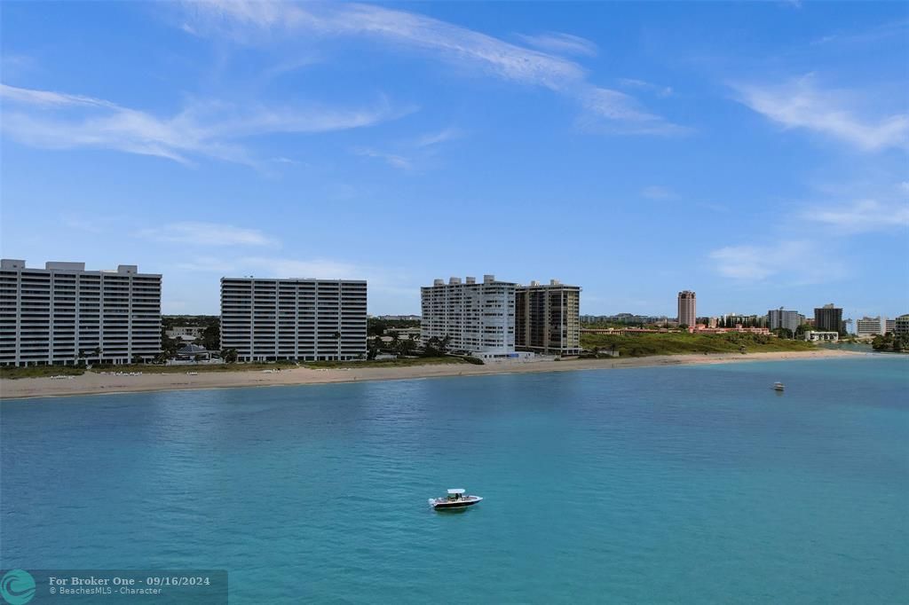 For Sale: $1,250,000 (3 beds, 2 baths, 2006 Square Feet)