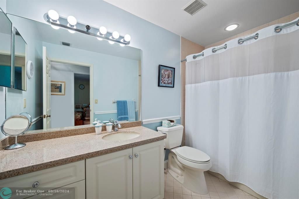 For Sale: $1,100,000 (4 beds, 2 baths, 2607 Square Feet)