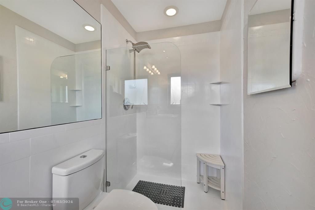 待售: $1,050,000 (2 贝兹, 2 浴室, 1441 平方英尺)