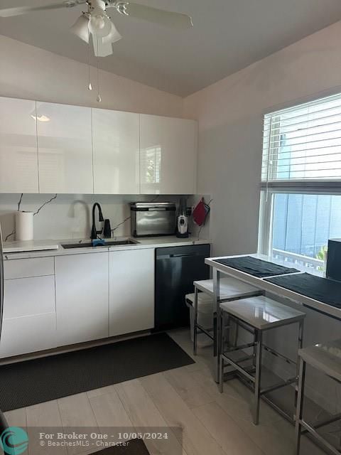 Recently Sold: $360,000 (2 beds, 2 baths, 1014 Square Feet)