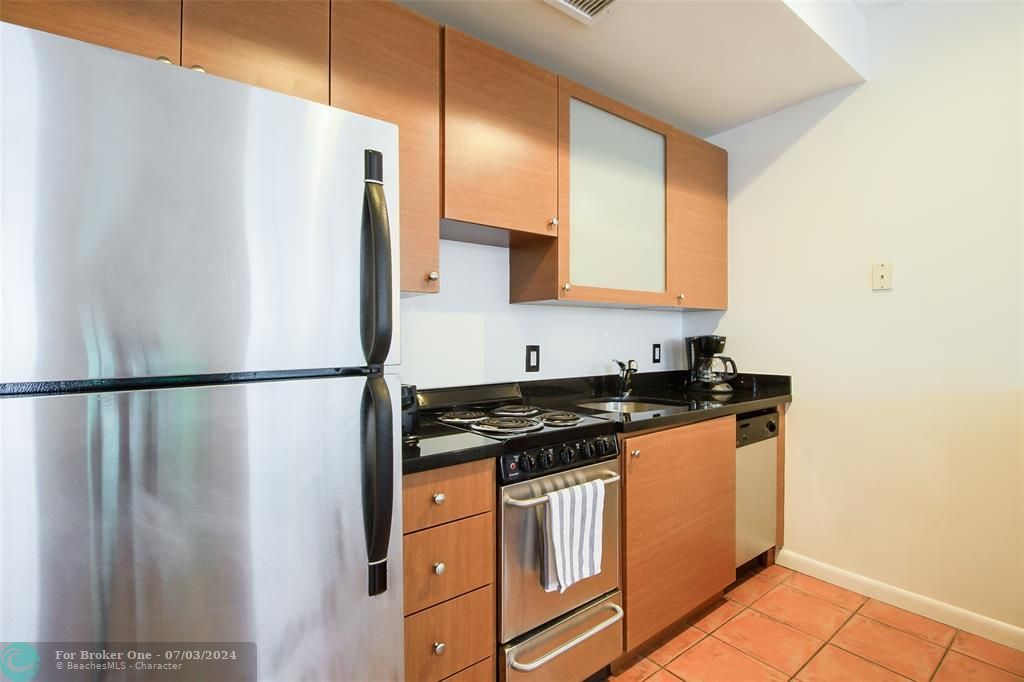 For Rent: $2,200 (1 beds, 1 baths, 515 Square Feet)