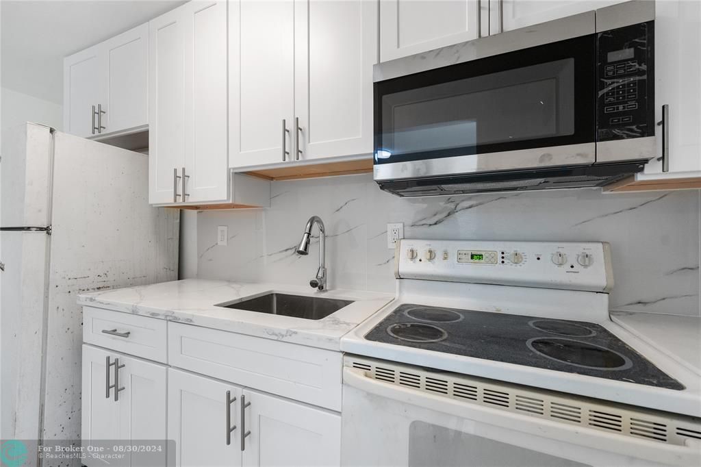 Active With Contract: $675,000 (0 beds, 0 baths, 2225 Square Feet)