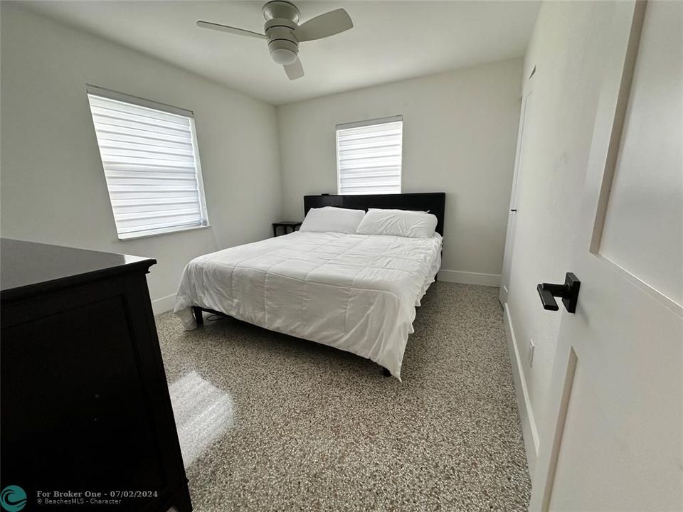 For Rent: $3,000 (2 beds, 1 baths, 768 Square Feet)