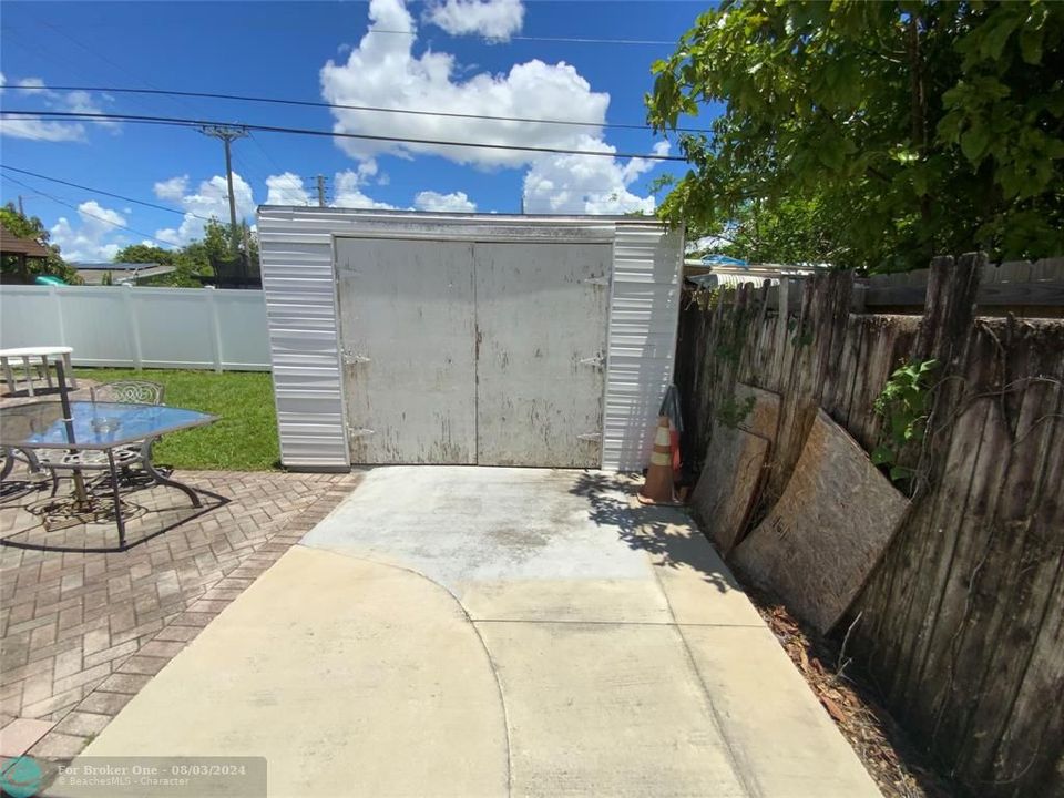 For Sale: $630,000 (3 beds, 3 baths, 1736 Square Feet)