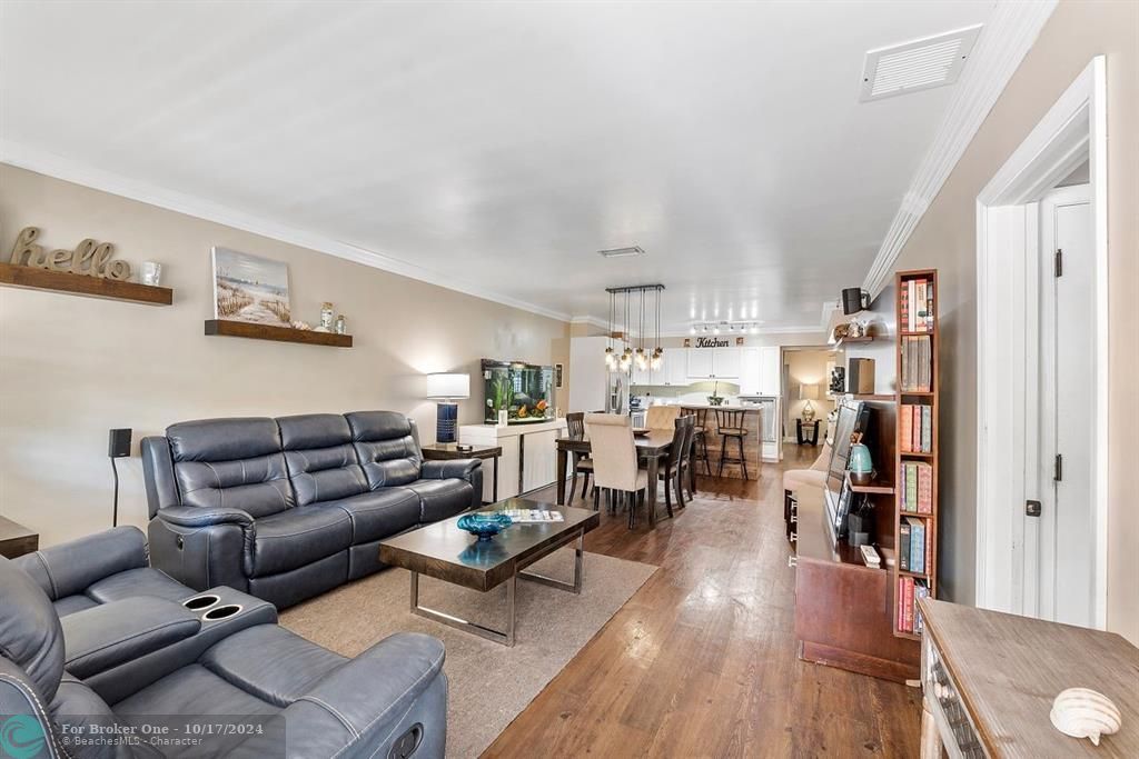 Active With Contract: $950,000 (0 beds, 0 baths, 2698 Square Feet)